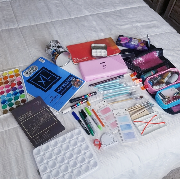 Huge Artist Art Bundle - Picture 7 of 11